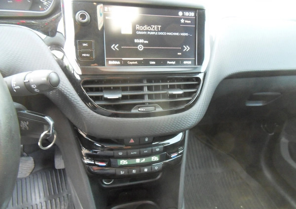 Peugeot 2008 cena 55900 przebieg: 75000, rok produkcji 2018 z Obrzycko małe 191
